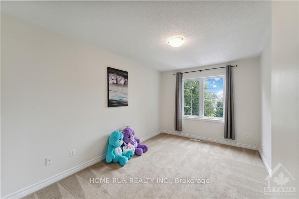 256 MOJAVE Crescent photo 24