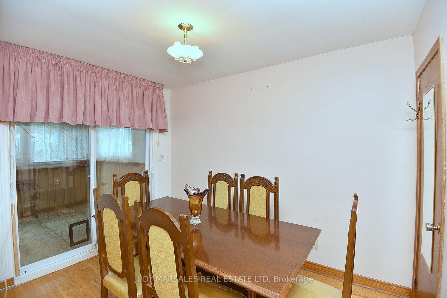 67 Glendee Road photo 18