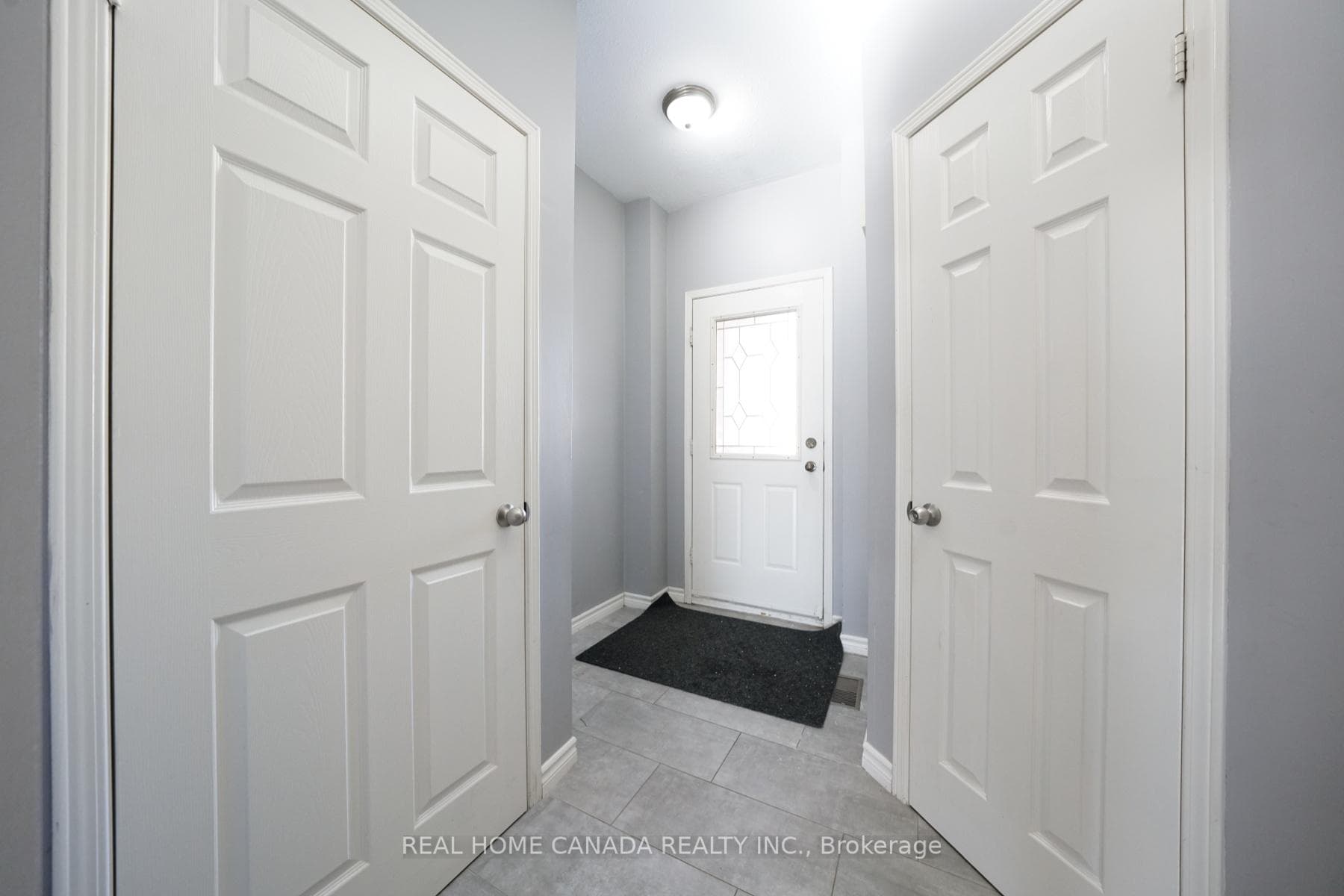 2320 Dalebrook Drive photo 2