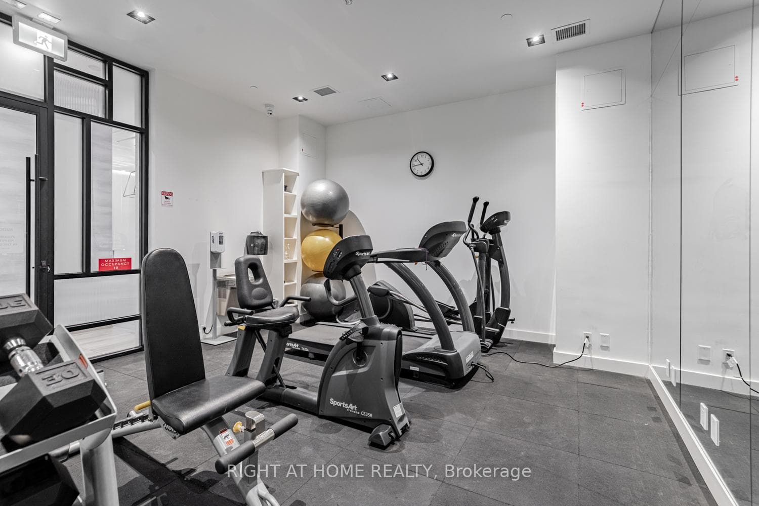 1630 Queen Street Unit 211 photo 12