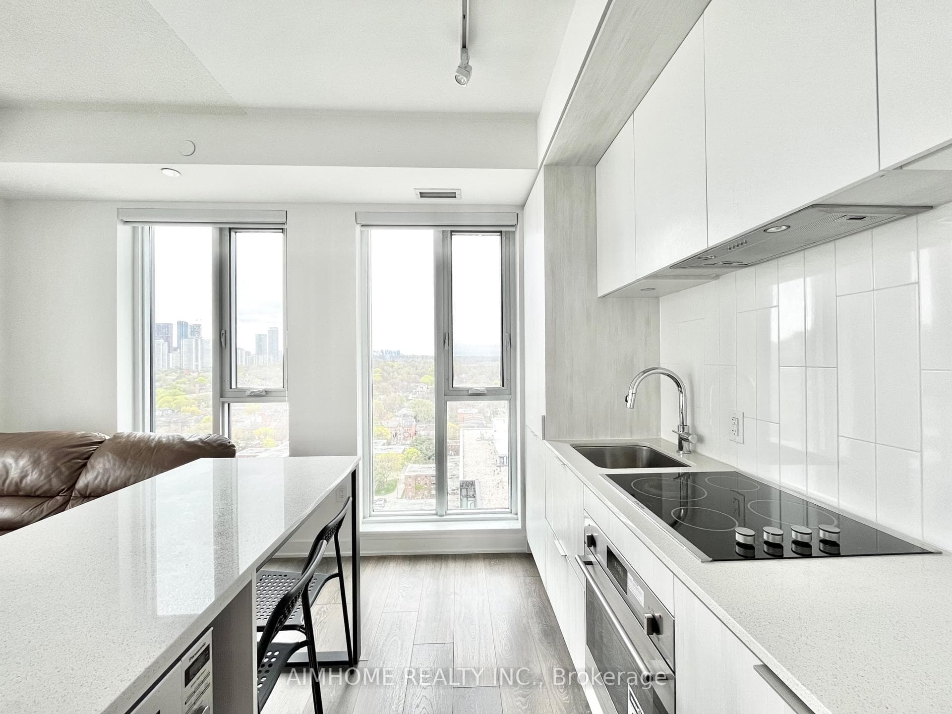 130 River Street Unit 1708 photo 32