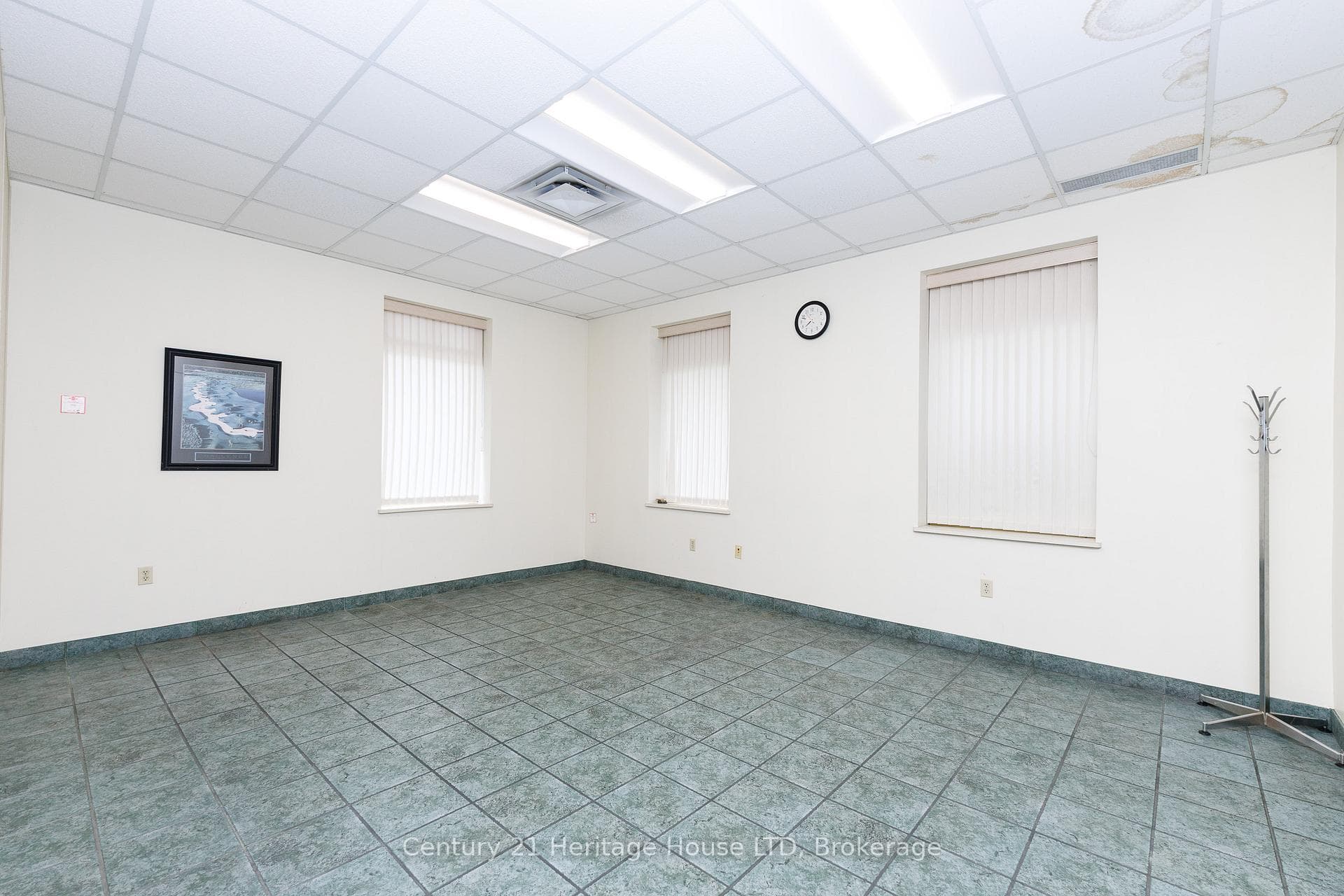 1767 Pettit Road photo 34