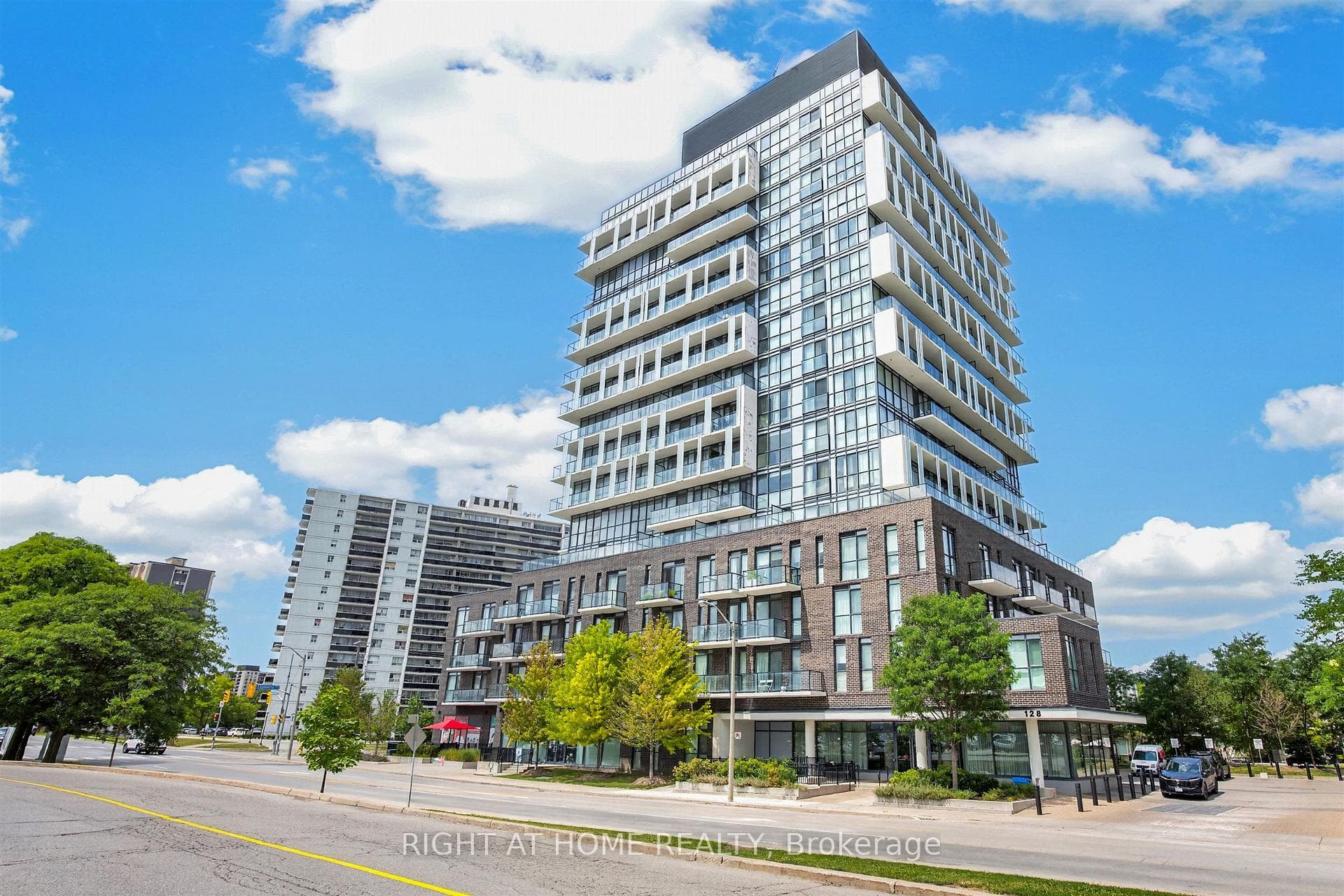 128 Fairview Mall Drive Unit 712 photo 2