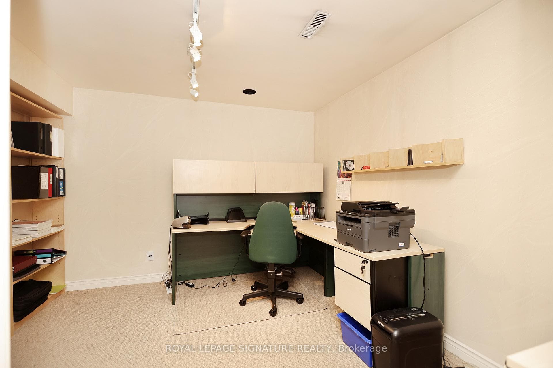72 Acheson Boulevard photo 23