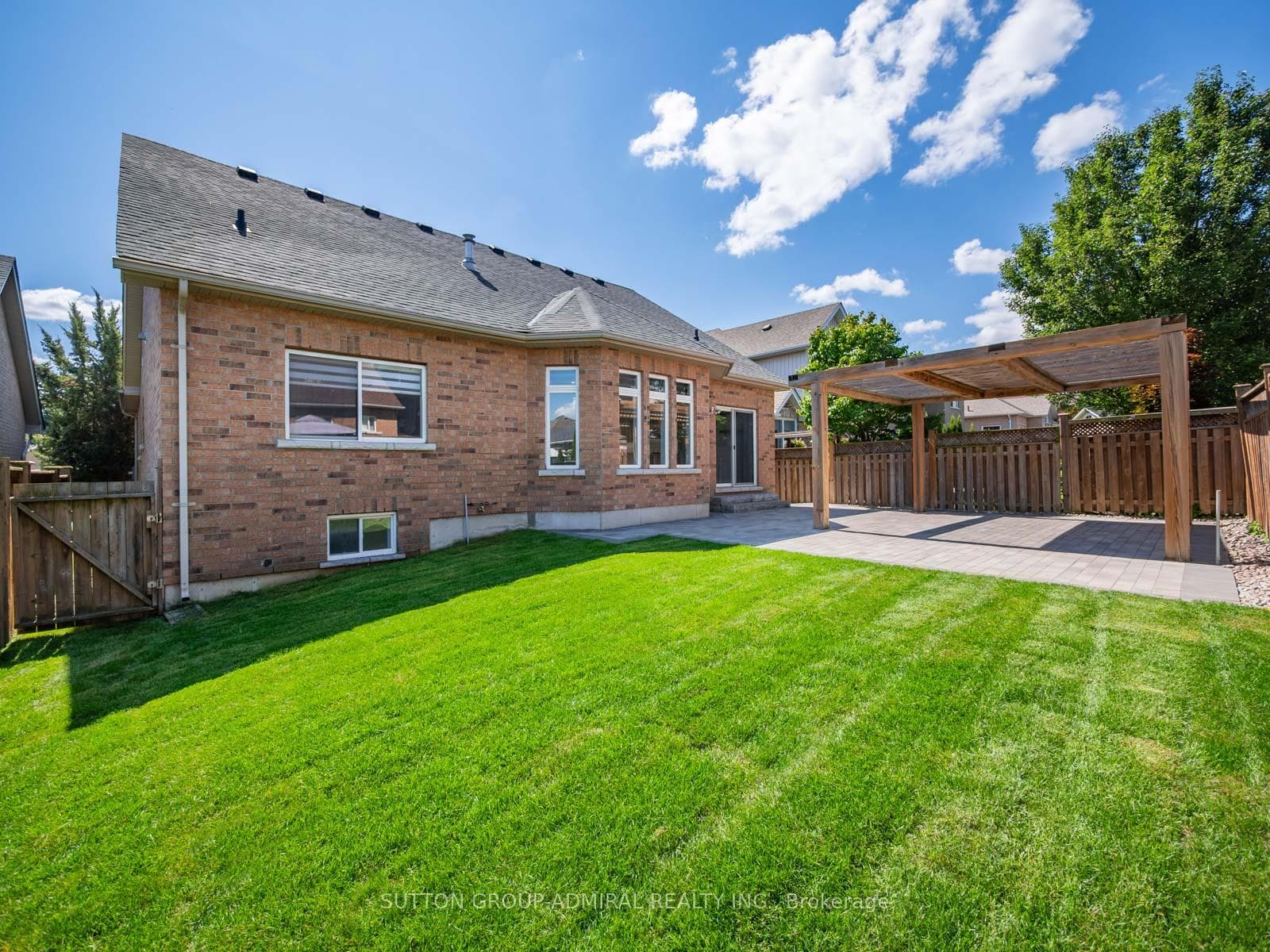 62 Gardiner Drive photo 30
