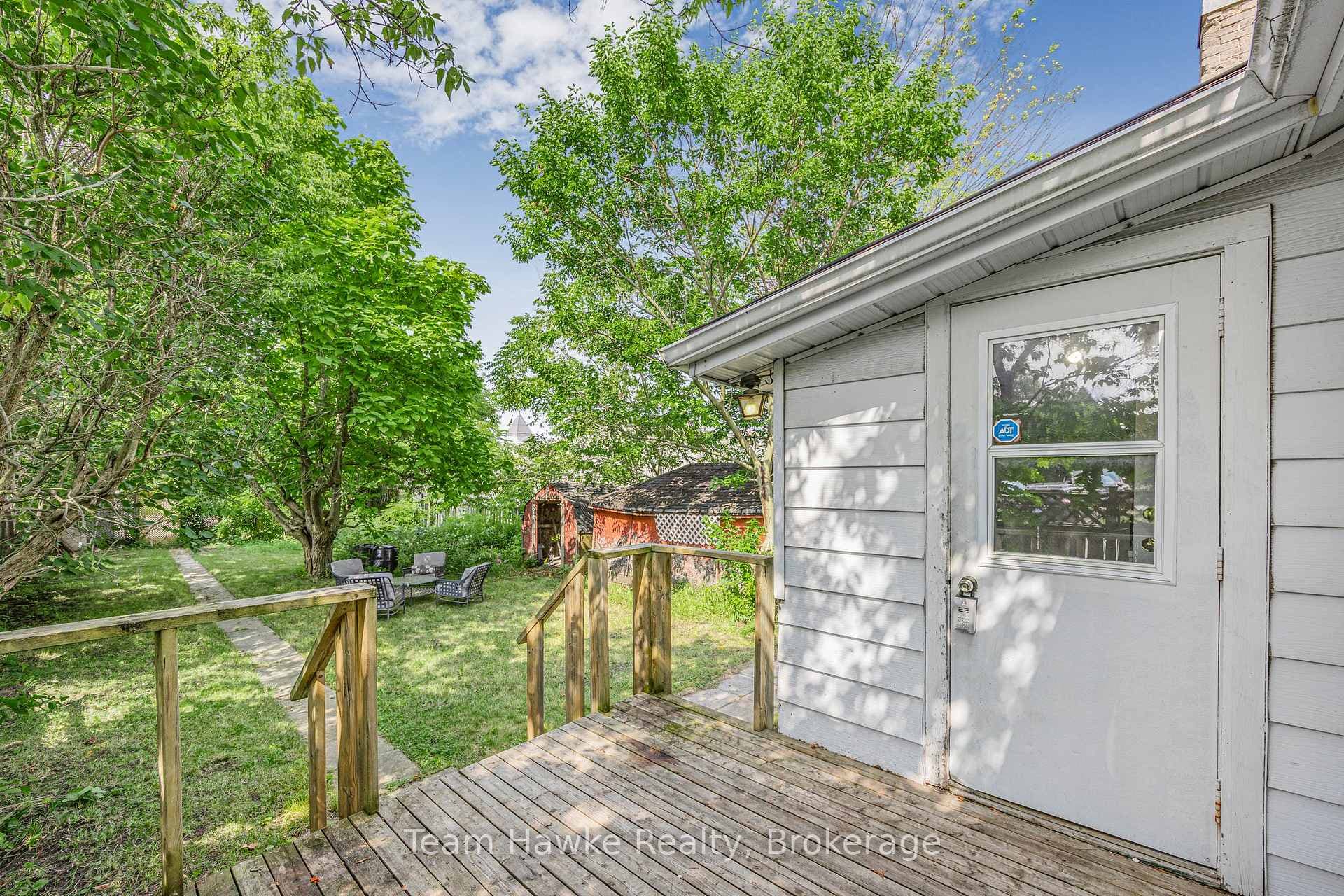 344 MIDLAND Avenue photo 34