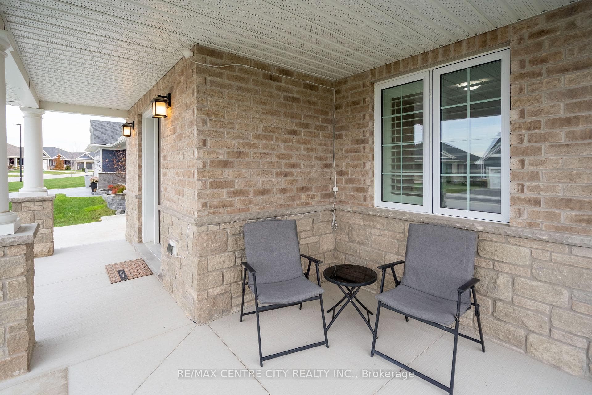 192 Everett Lane photo 7