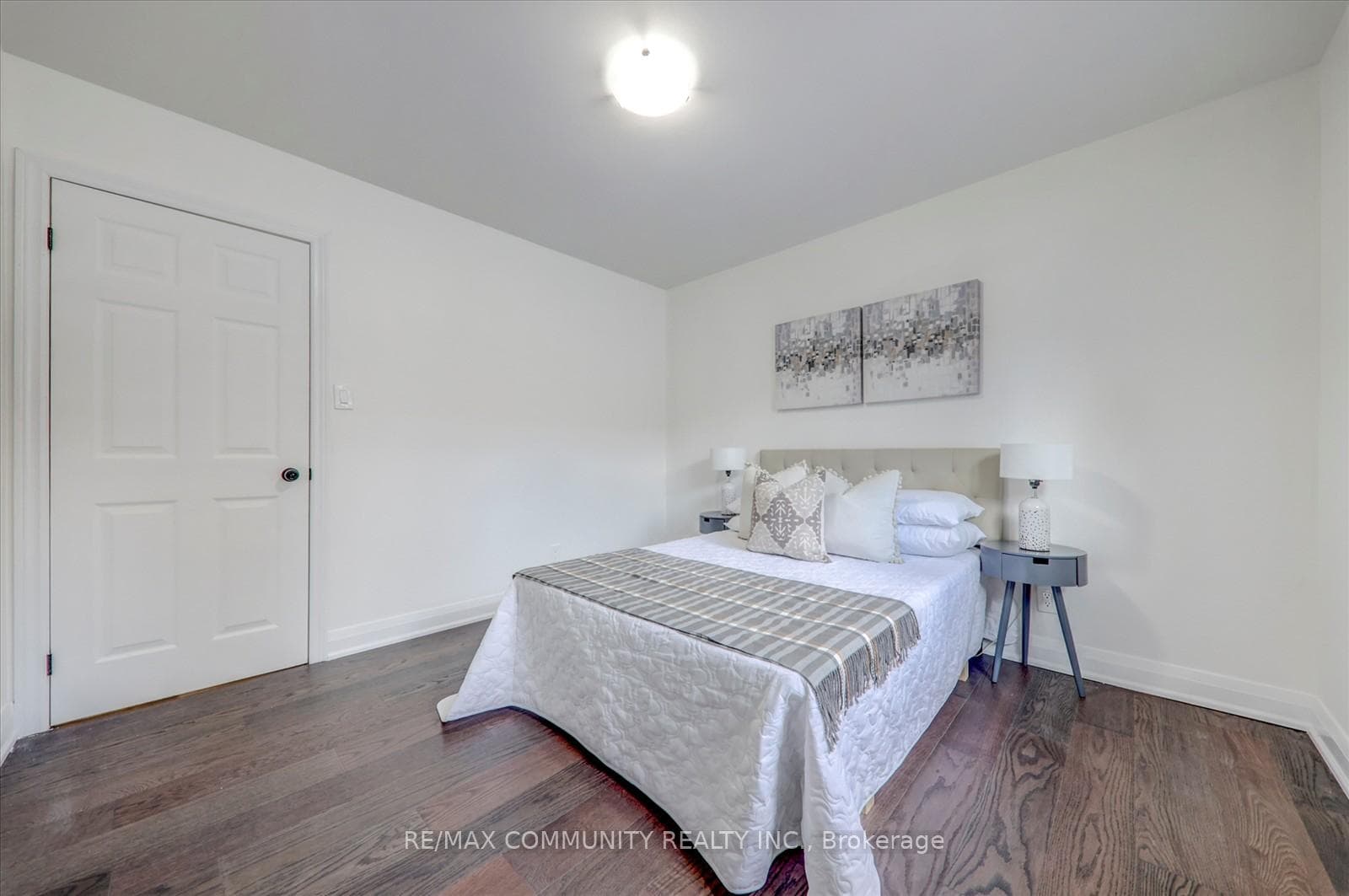 31 Tilley Drive photo 20