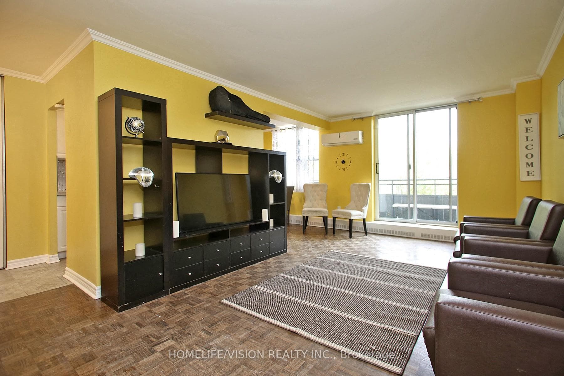 1071 Woodbine Avenue Unit 207 photo 5