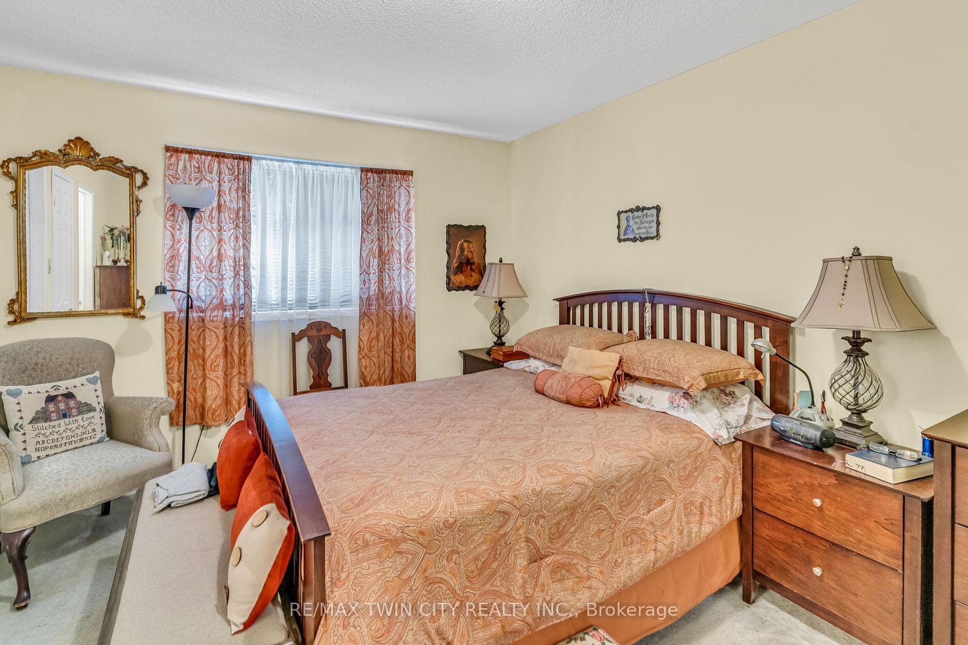 19 Attwood Drive photo 22