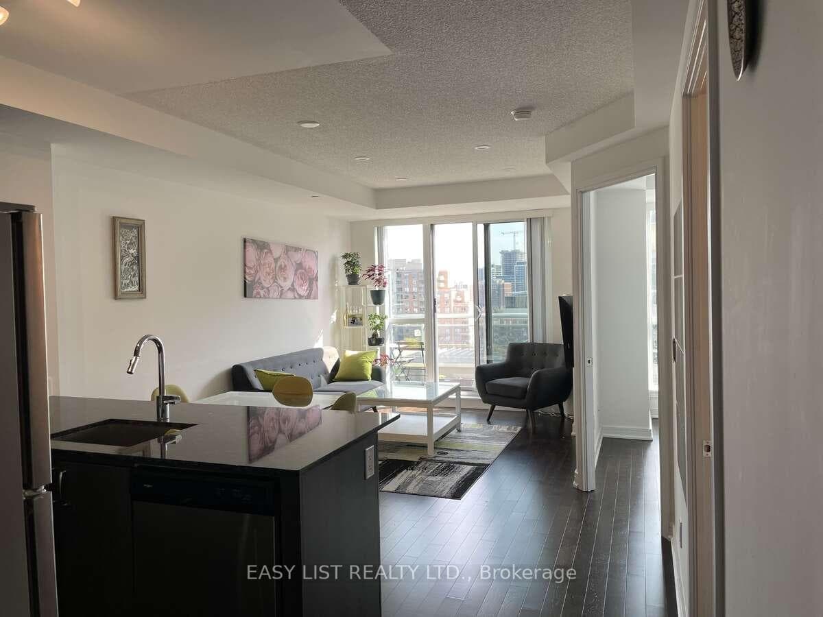 9201 Yonge Street Unit 1108 photo 5