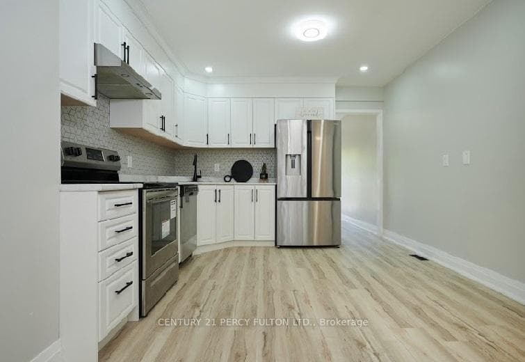 195 Sherman Avenue photo 9