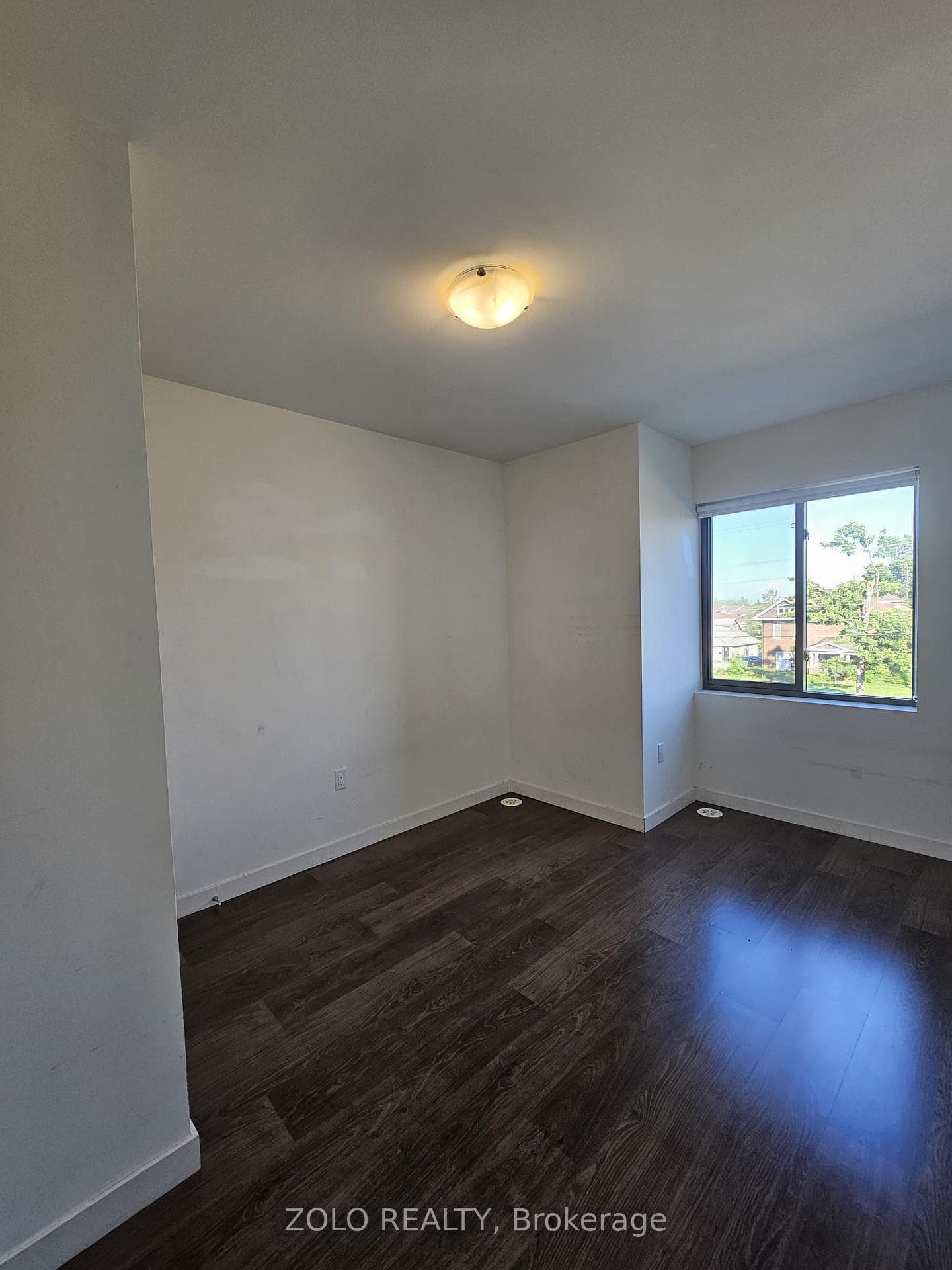 369 Essa Road Unit 96 photo 15