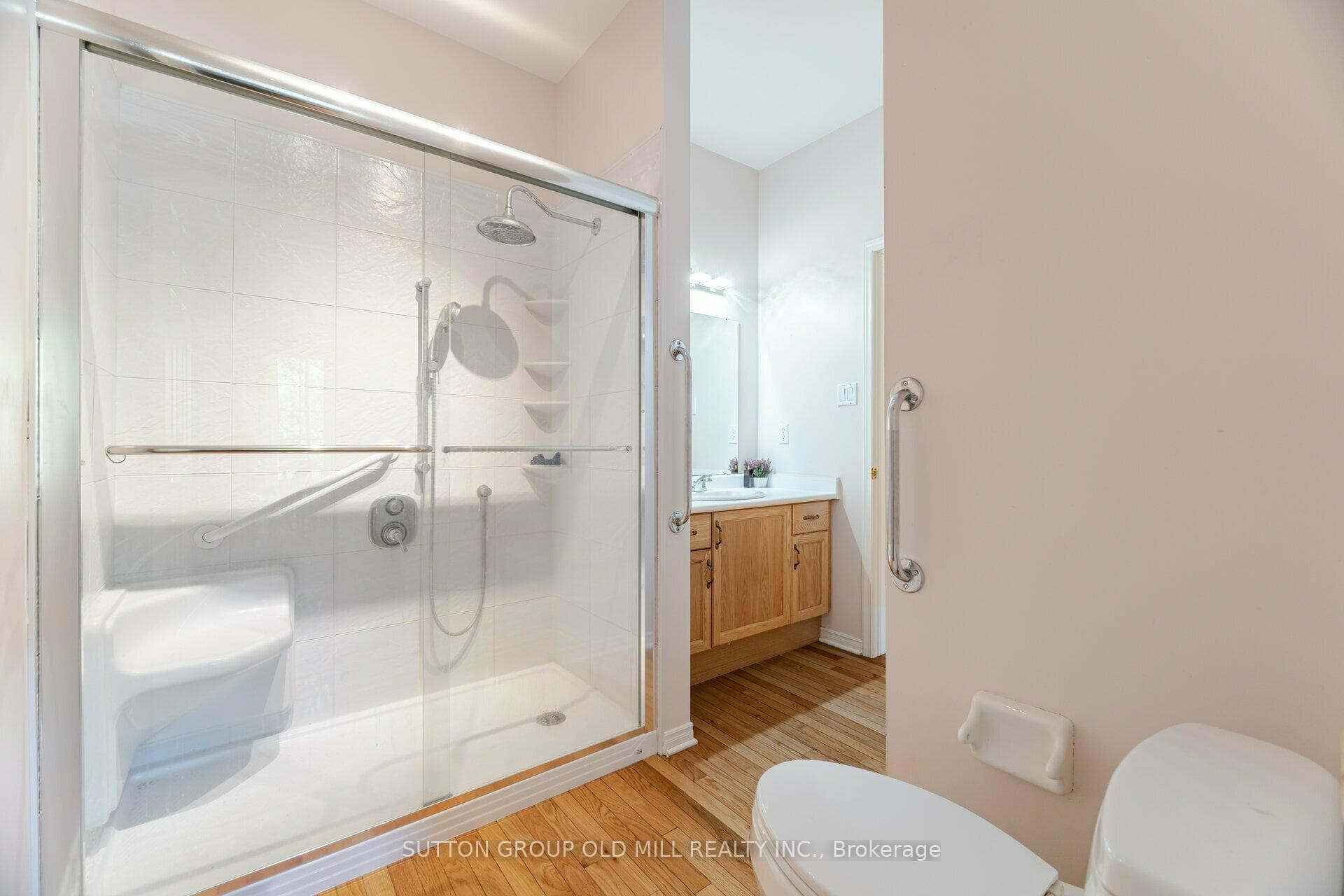 Main Floor 3pc Bathroom
