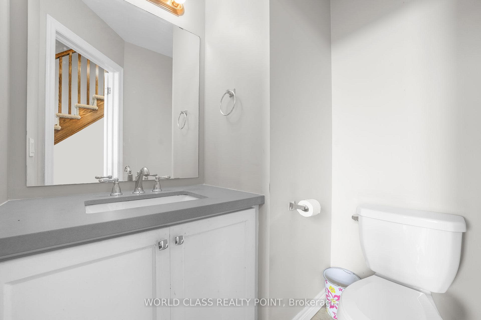 77 Charleswood Crescent photo 27