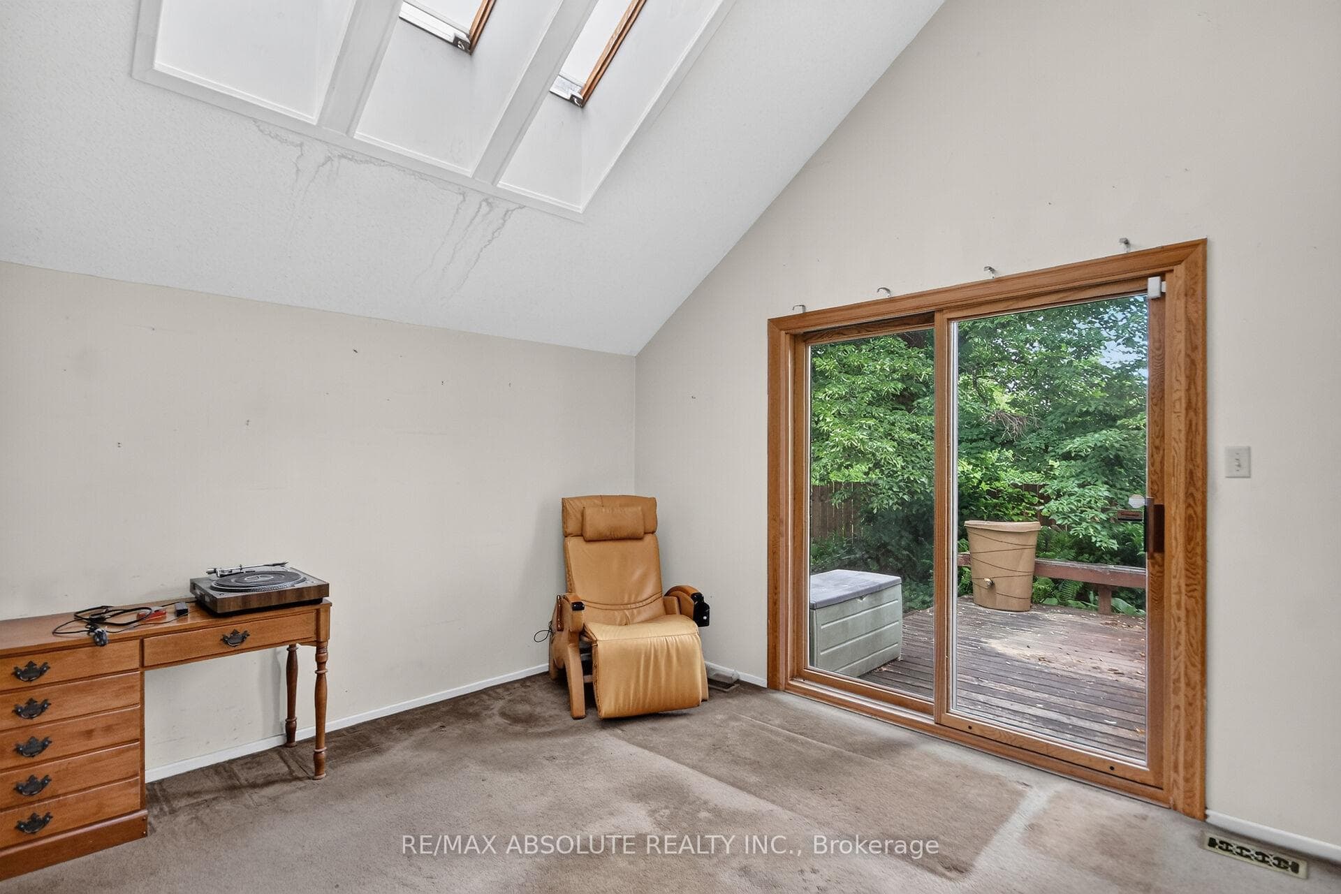 32 Sage Crescent photo 18