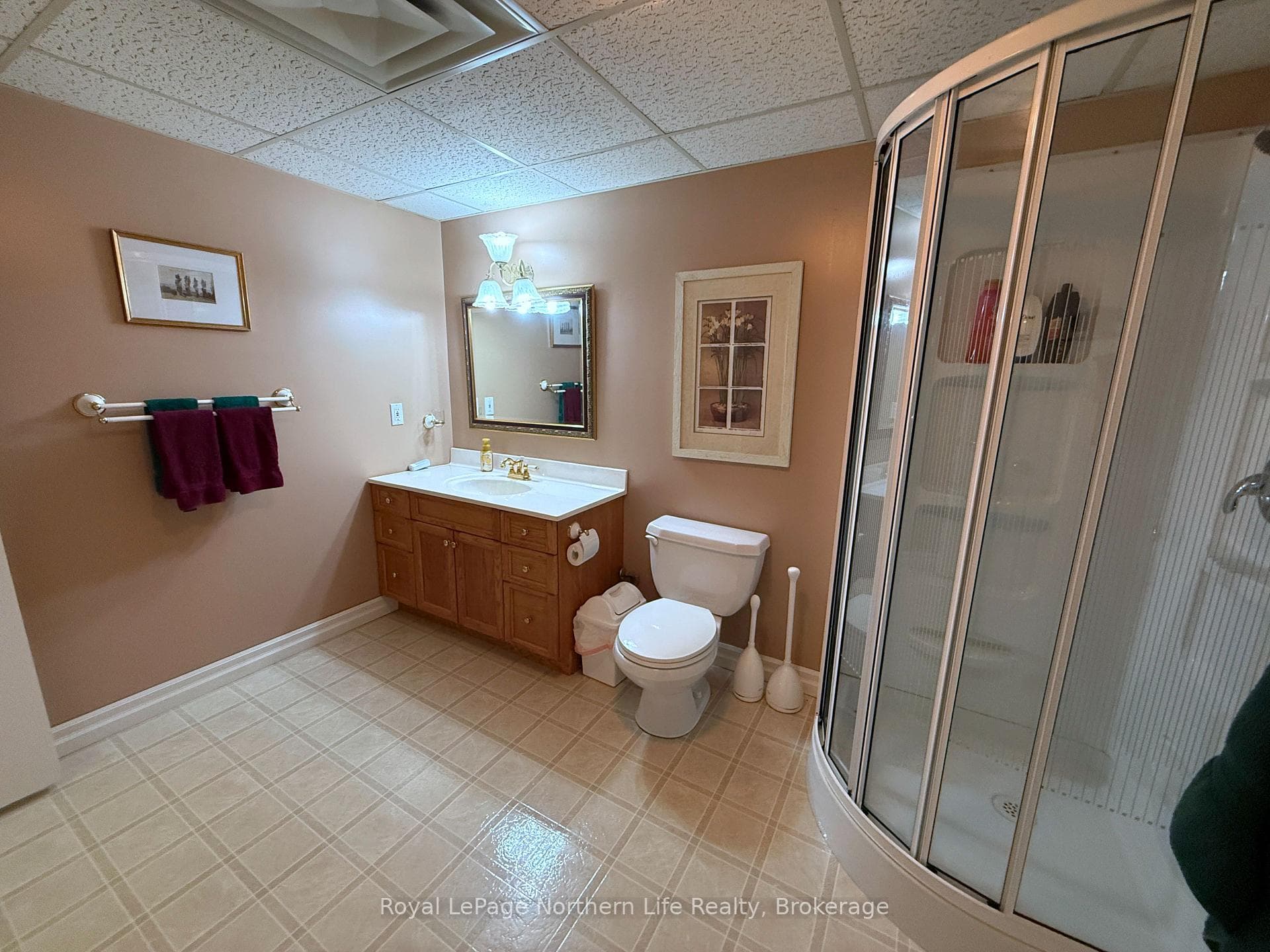 451 Champagne Road photo 39