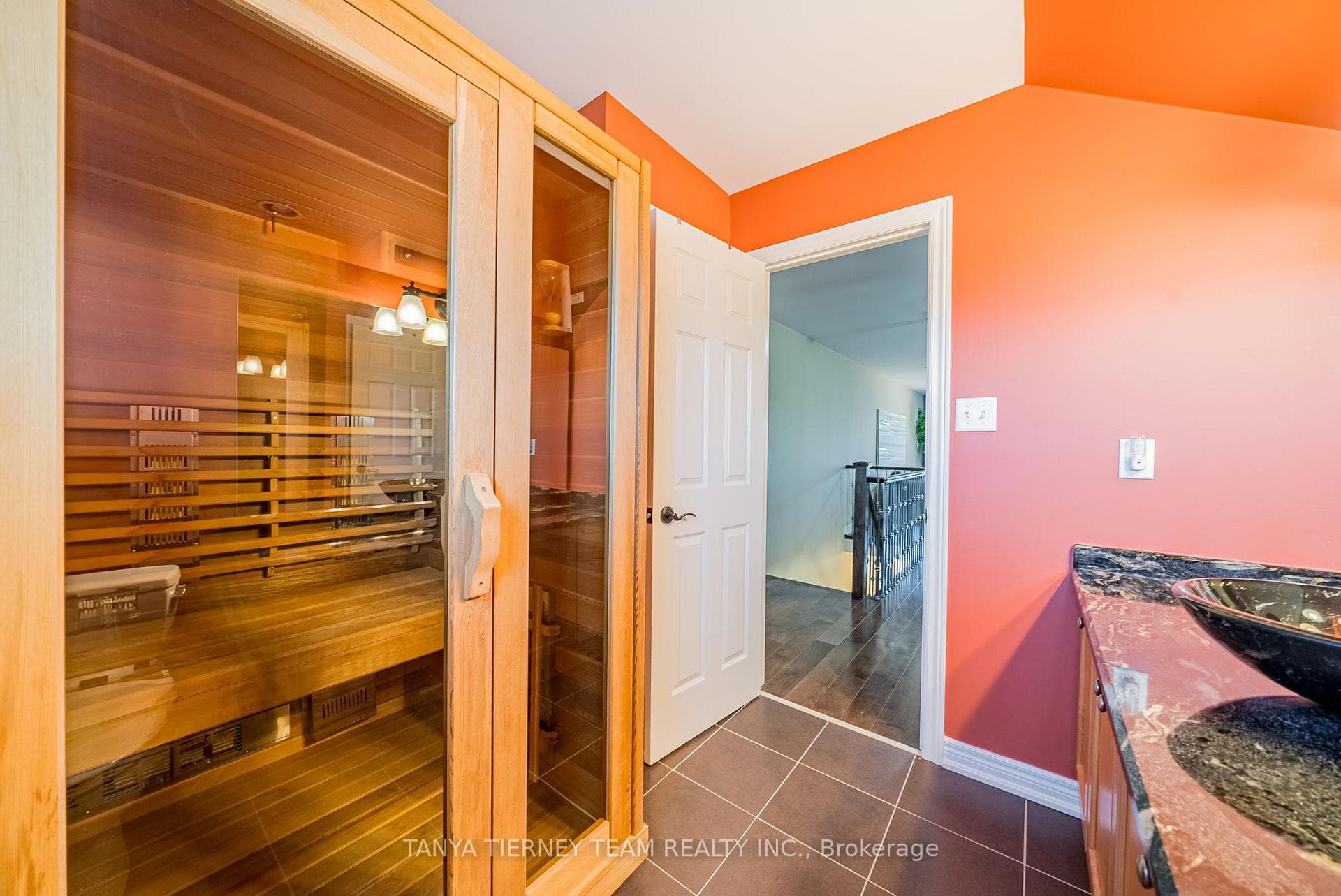 65 Bellhouse Place photo 31