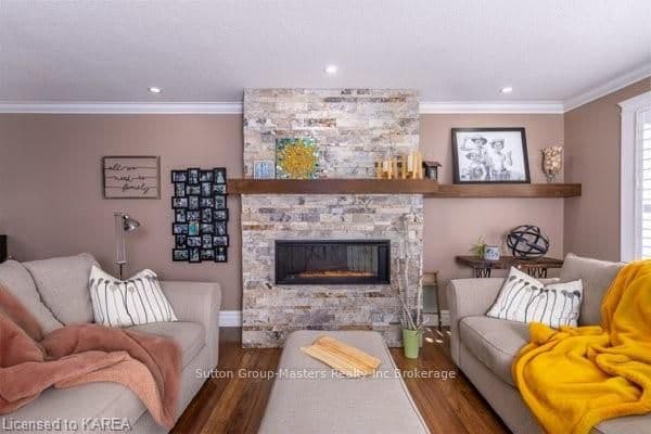 Living room with gas fireplace