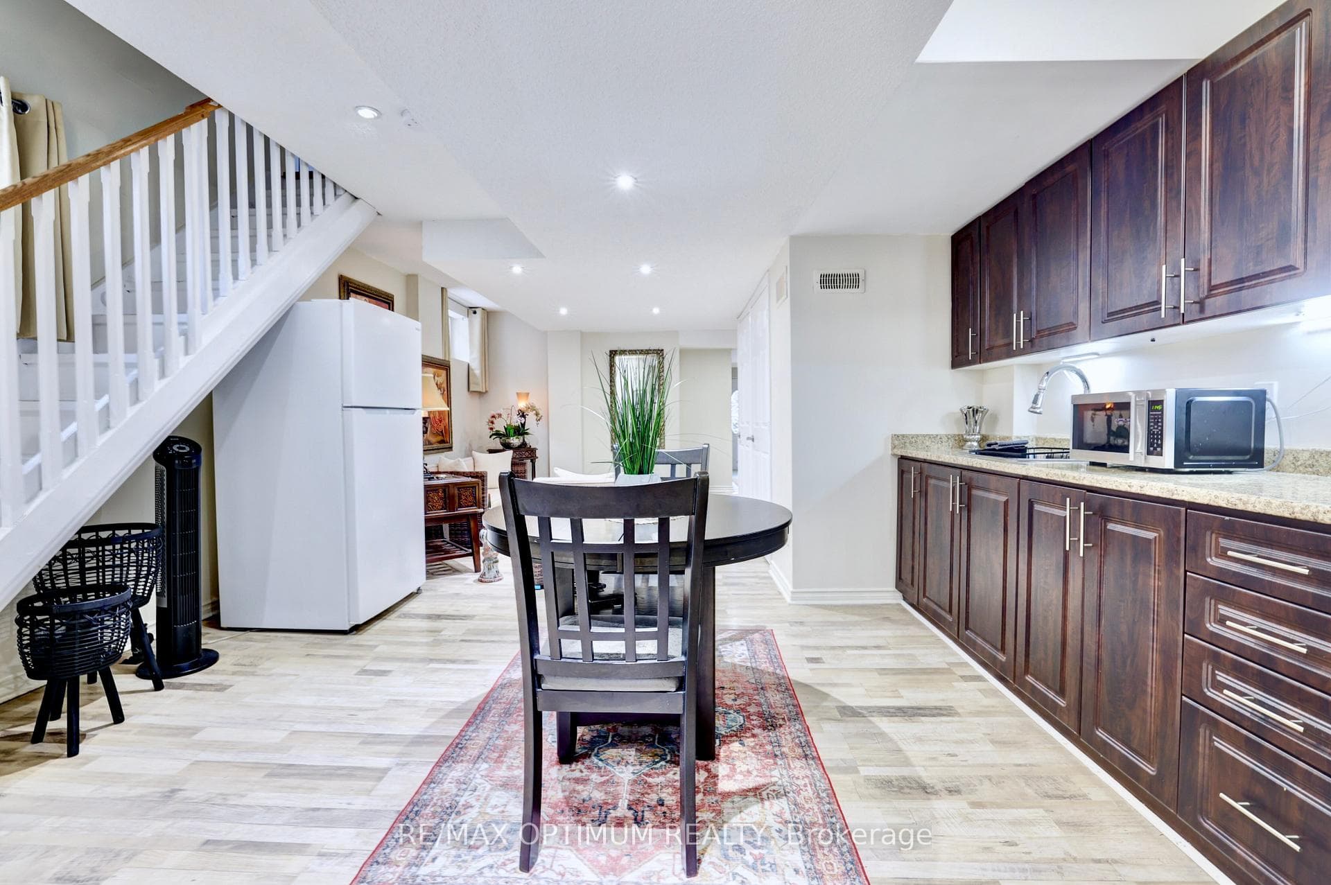 1106 Haig Boulevard photo 26