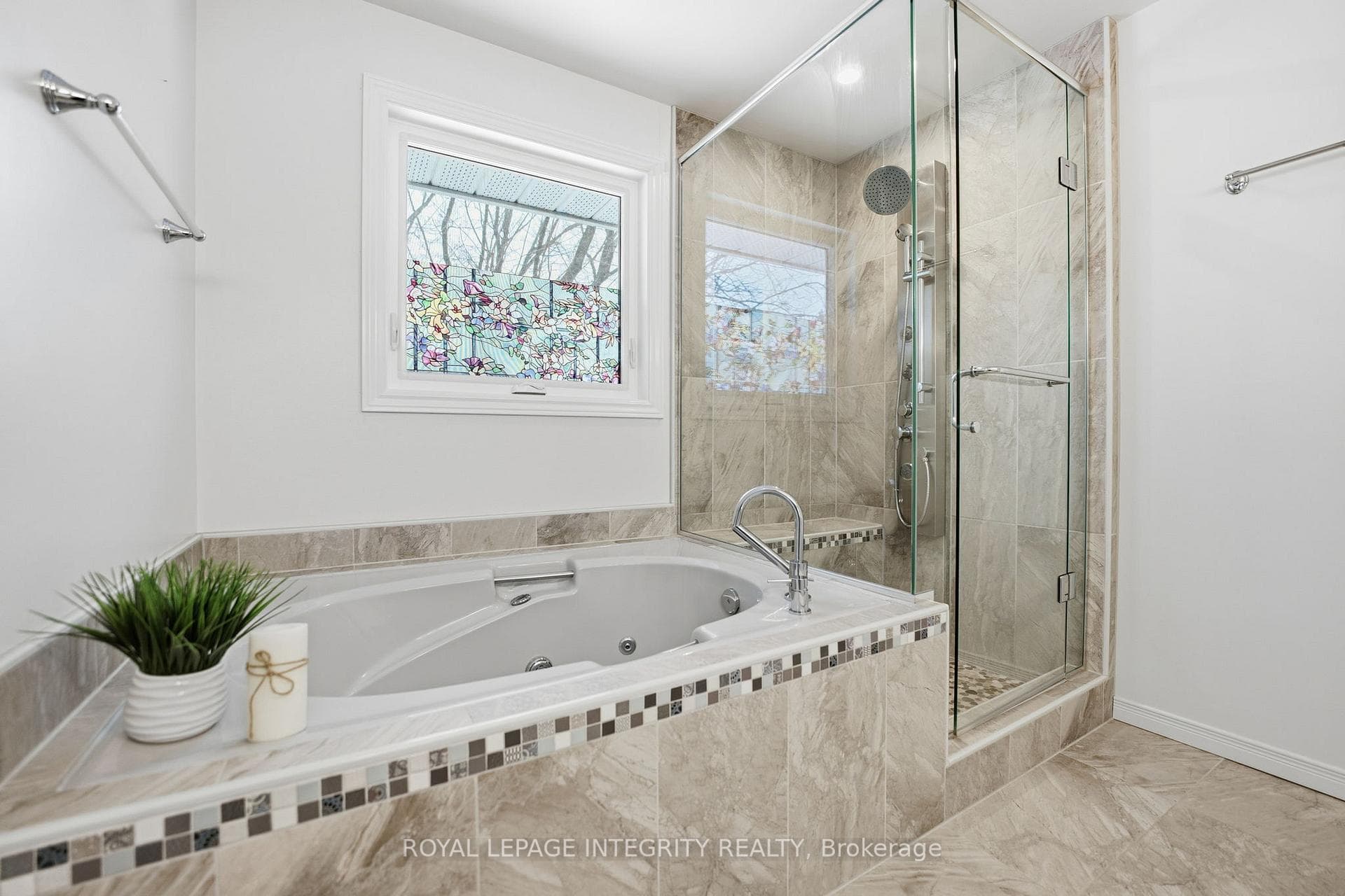 23 Pemberton Crescent photo 35