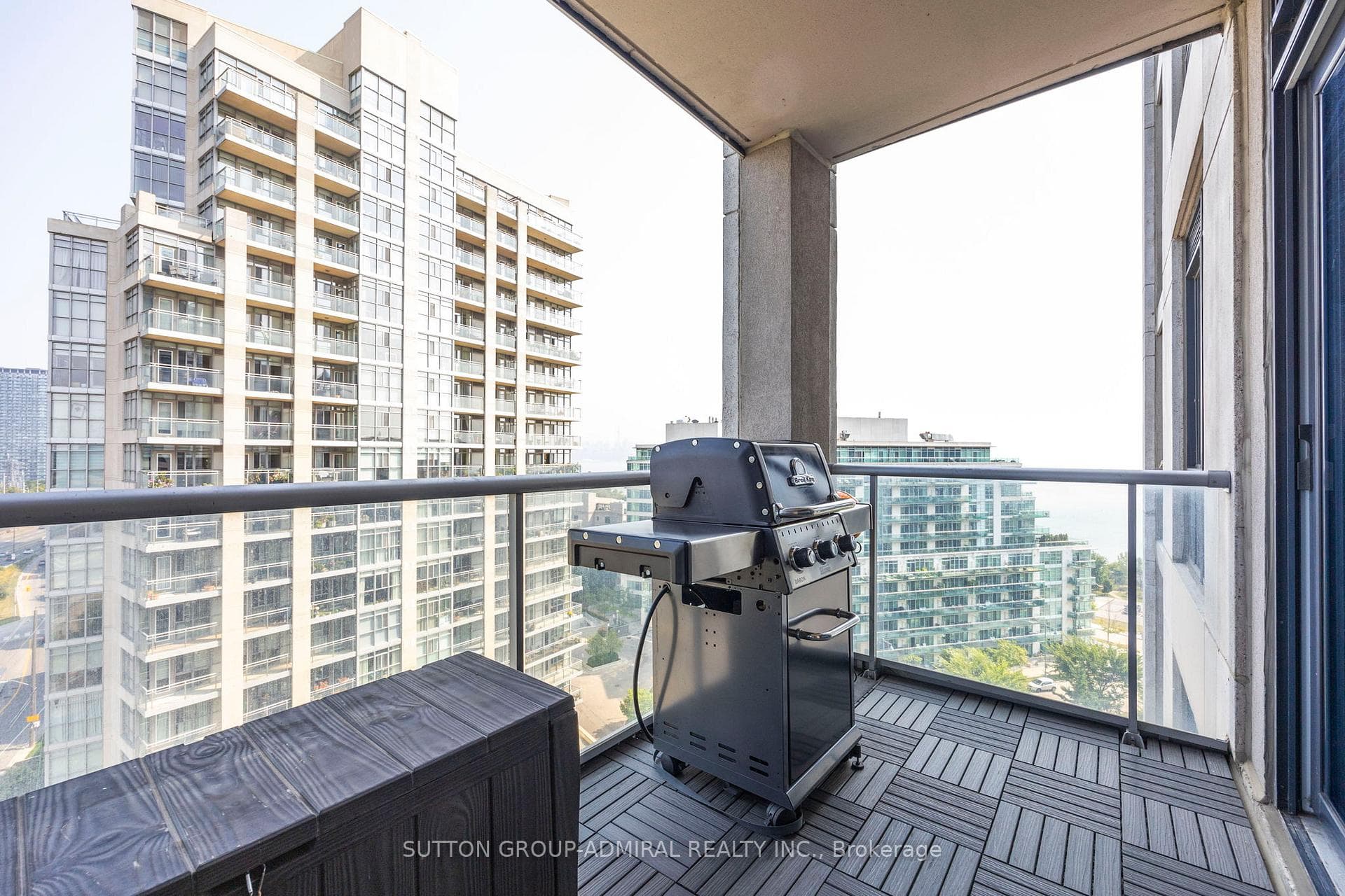 2083 Lake Shore Boulevard Unit 1108 photo 21