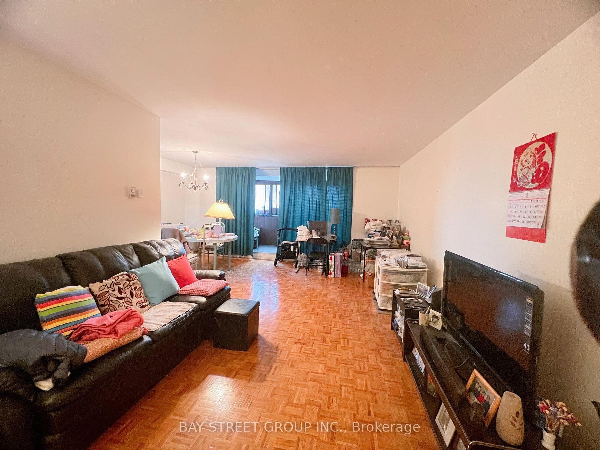 1 Massey Square Unit 1619 photo 3