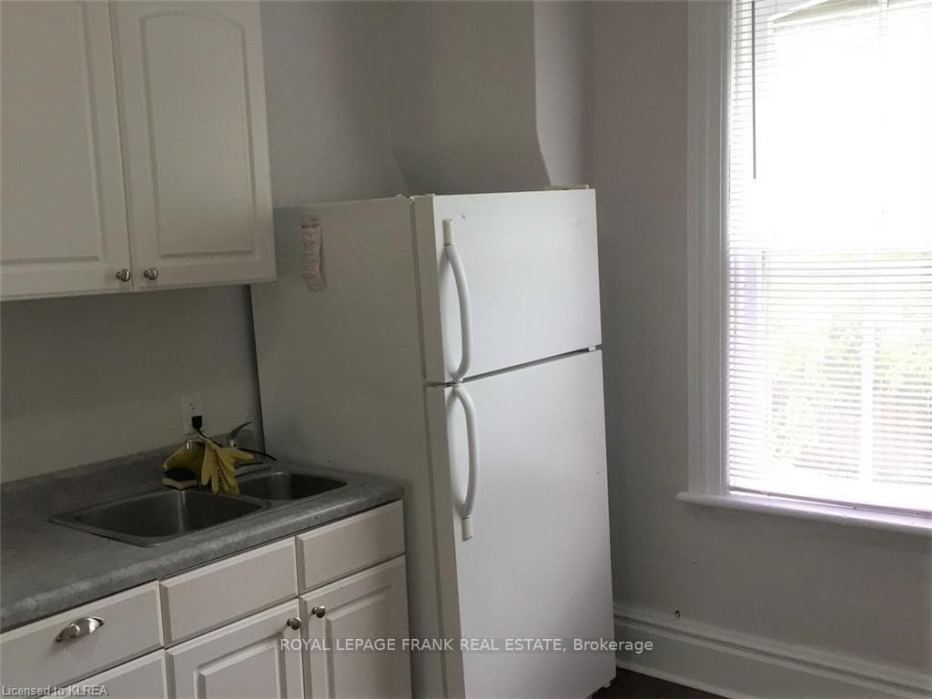 Upper Unit