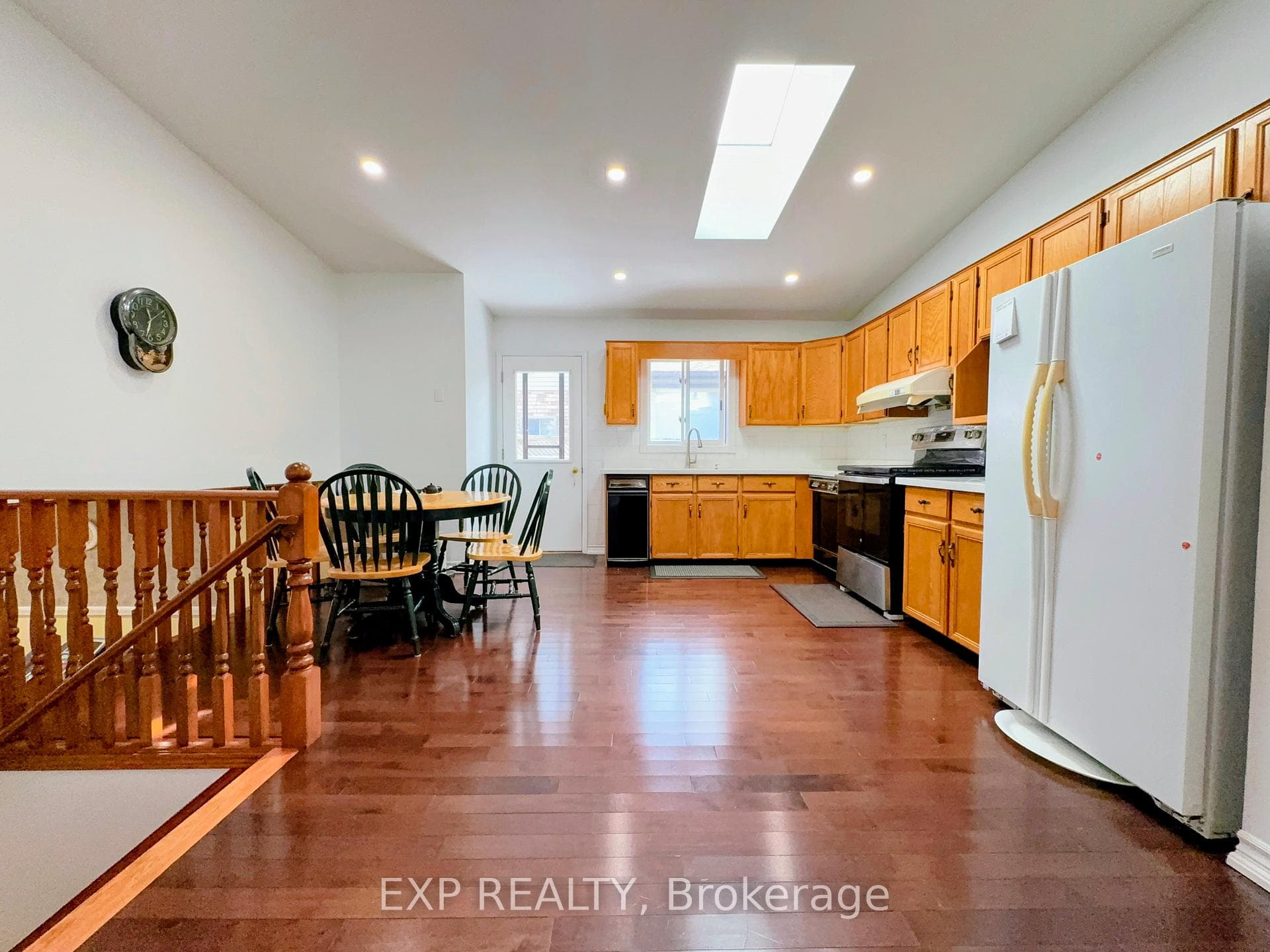 173 Ashley Crescent photo 7