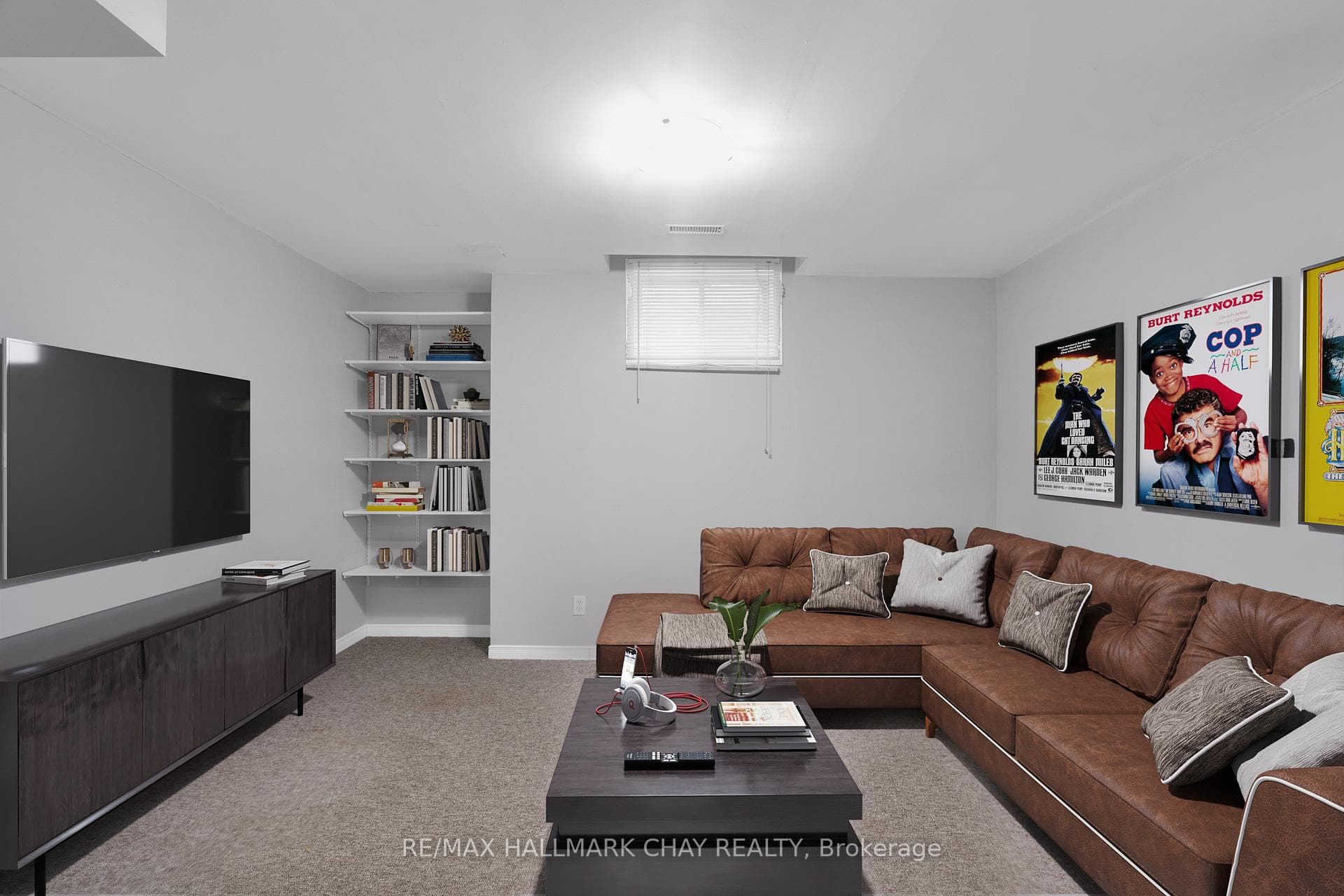 114 GRACE Crescent photo 25