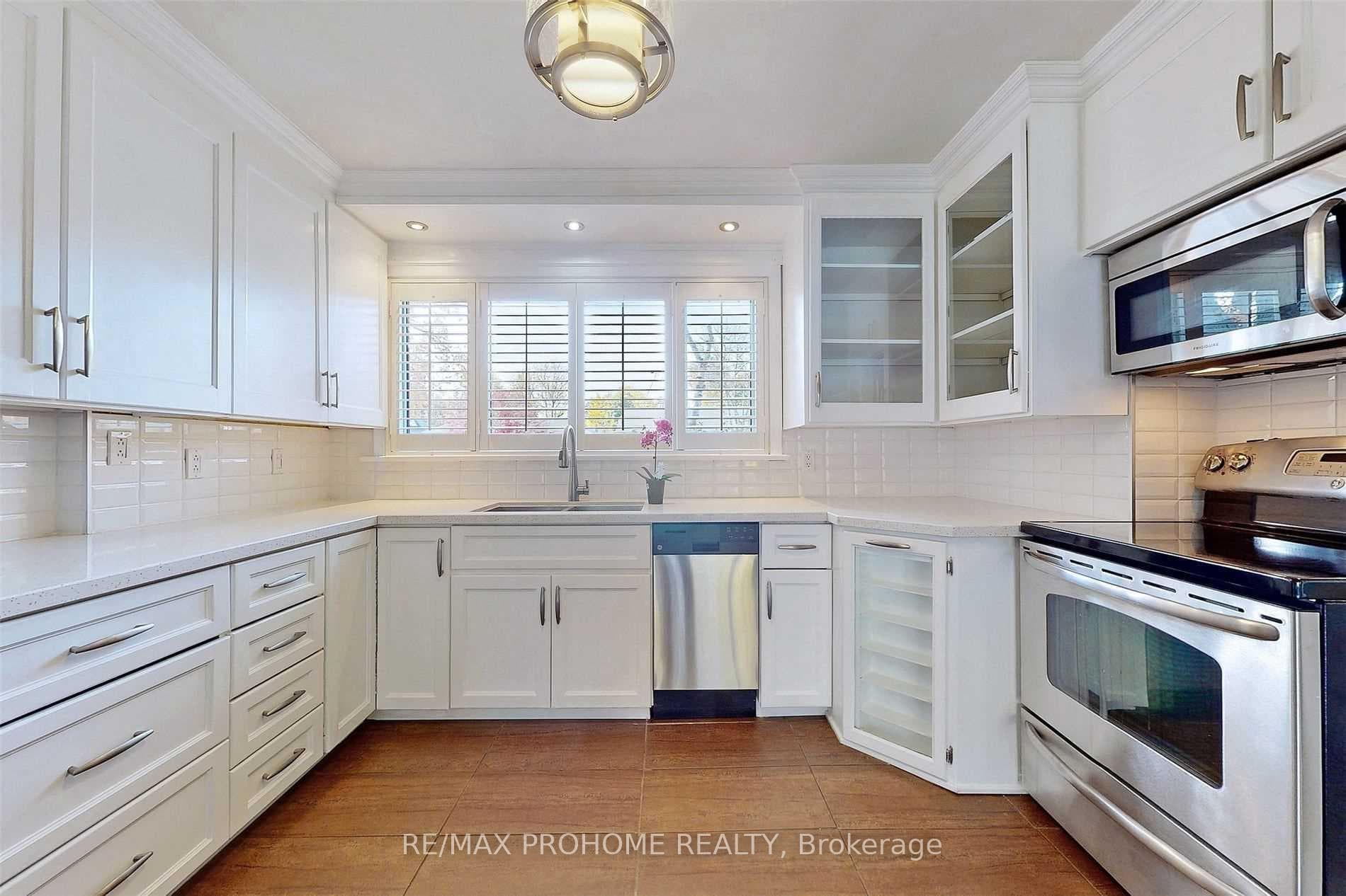 38 Rougecrest Drive photo 8
