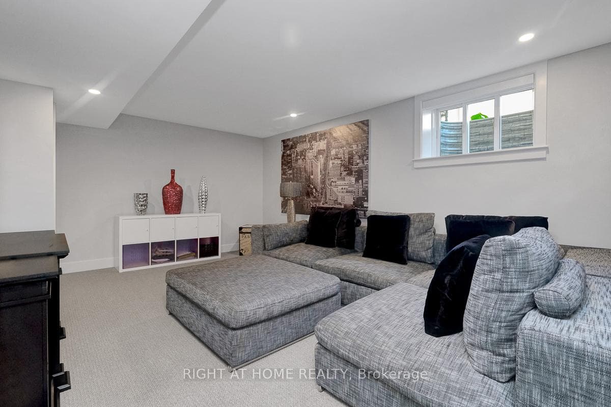 780 Keinouche Place photo 28