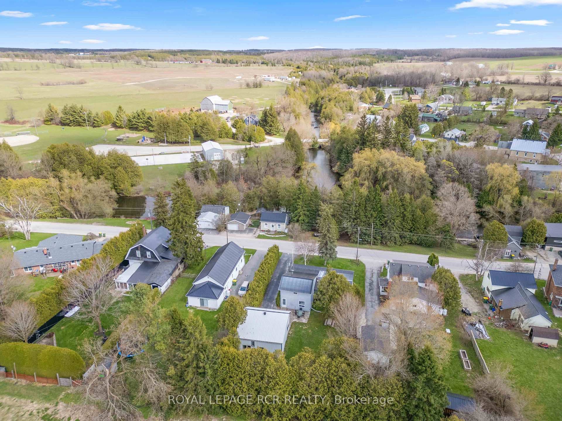 145 River Road photo 46