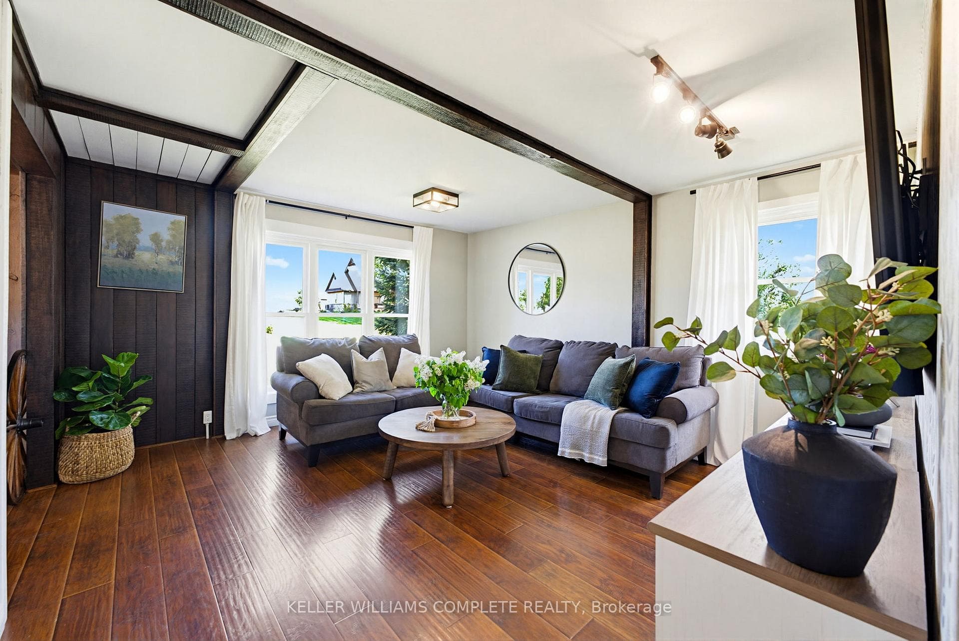 1810 Cream Street photo 5