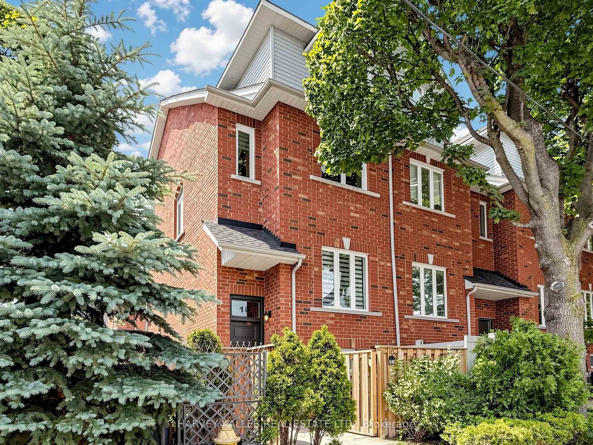 10 Lightbourn Avenue photo 1