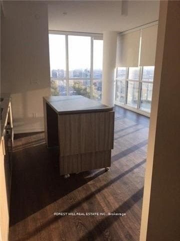 52 Forest Manor Road Unit 1110 photo 2