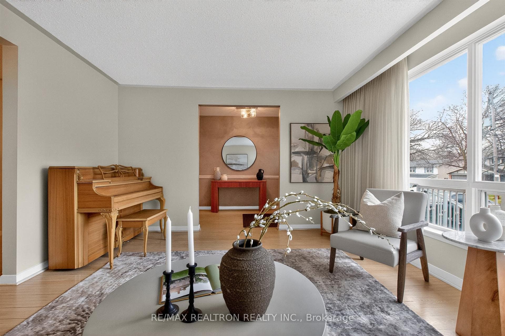 38 Colonnade Road photo 11