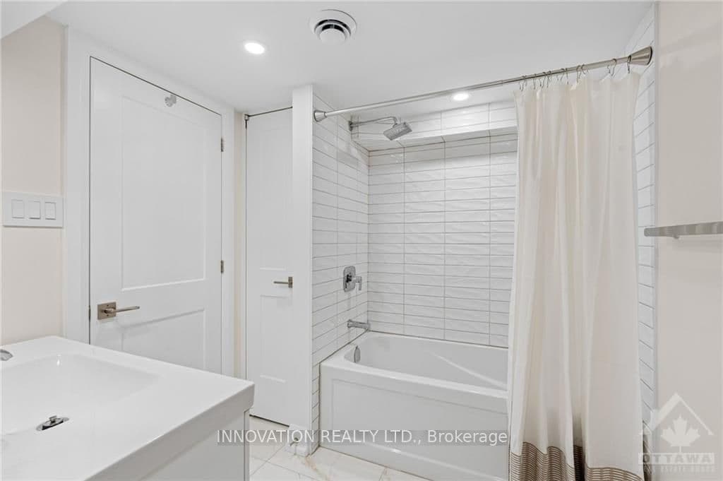 1235 PARKWAY Drive photo 23
