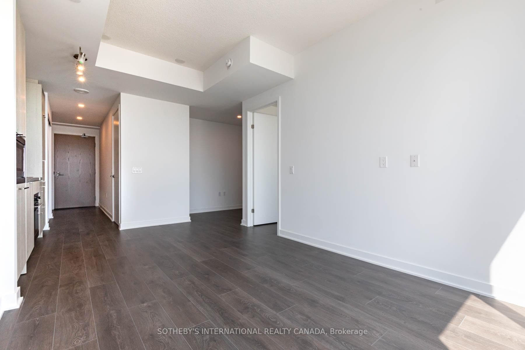 125 Blue Jays Way Unit 5001 photo 6