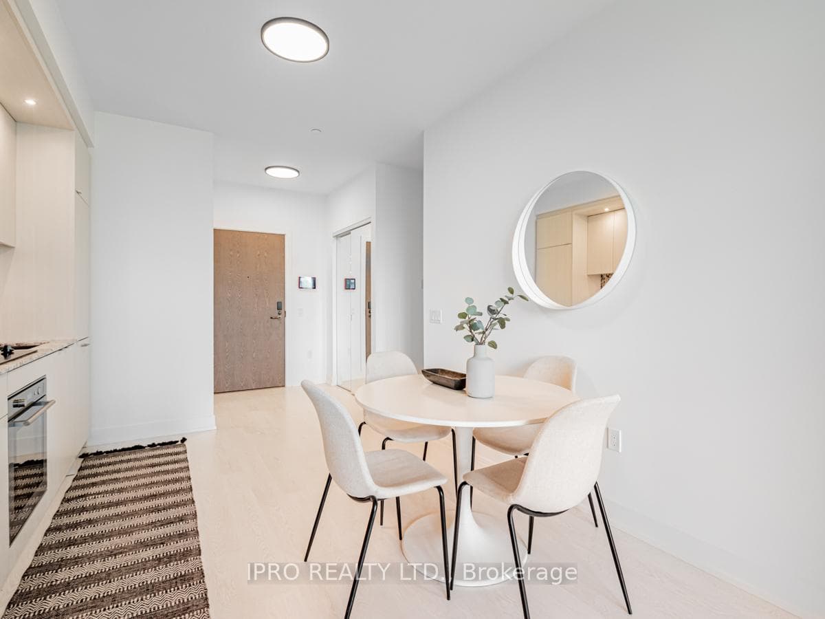 20 Inn On The Park Drive Unit 444 photo 6