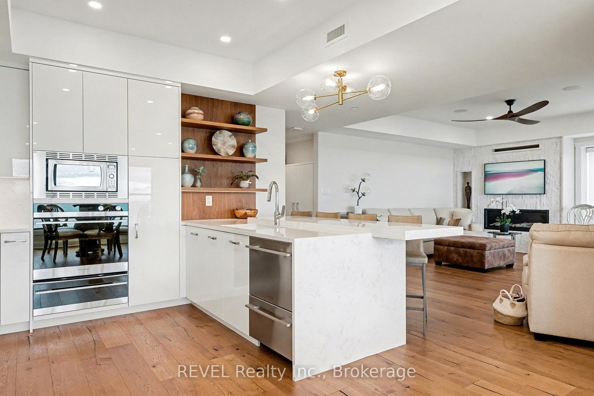 10 Dalhousie Avenue Unit 101 photo 18