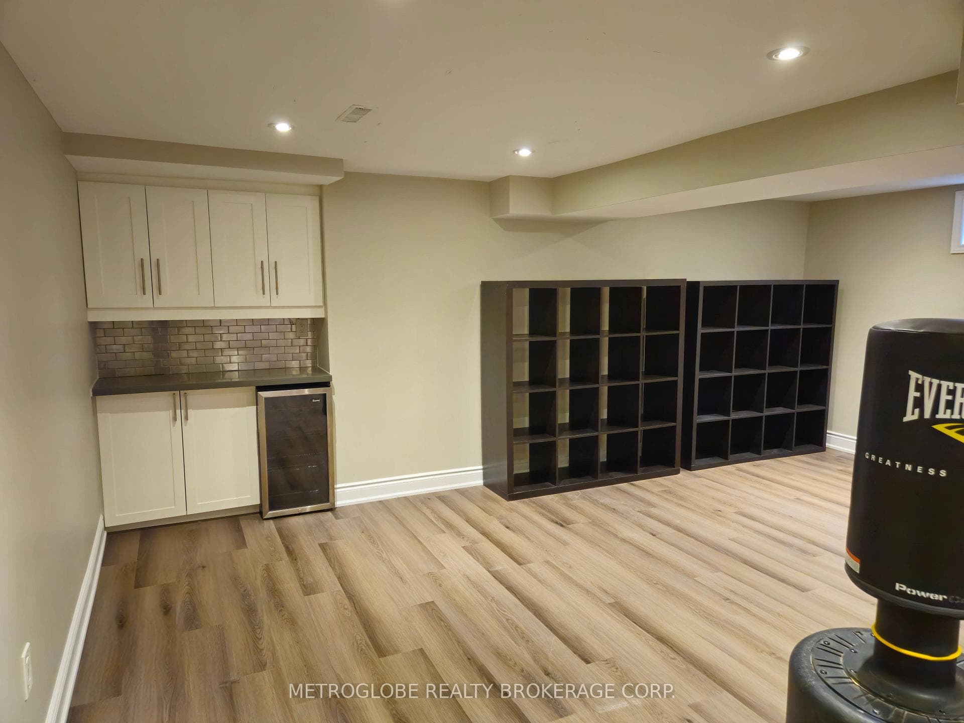 6824 Estoril Road photo 21