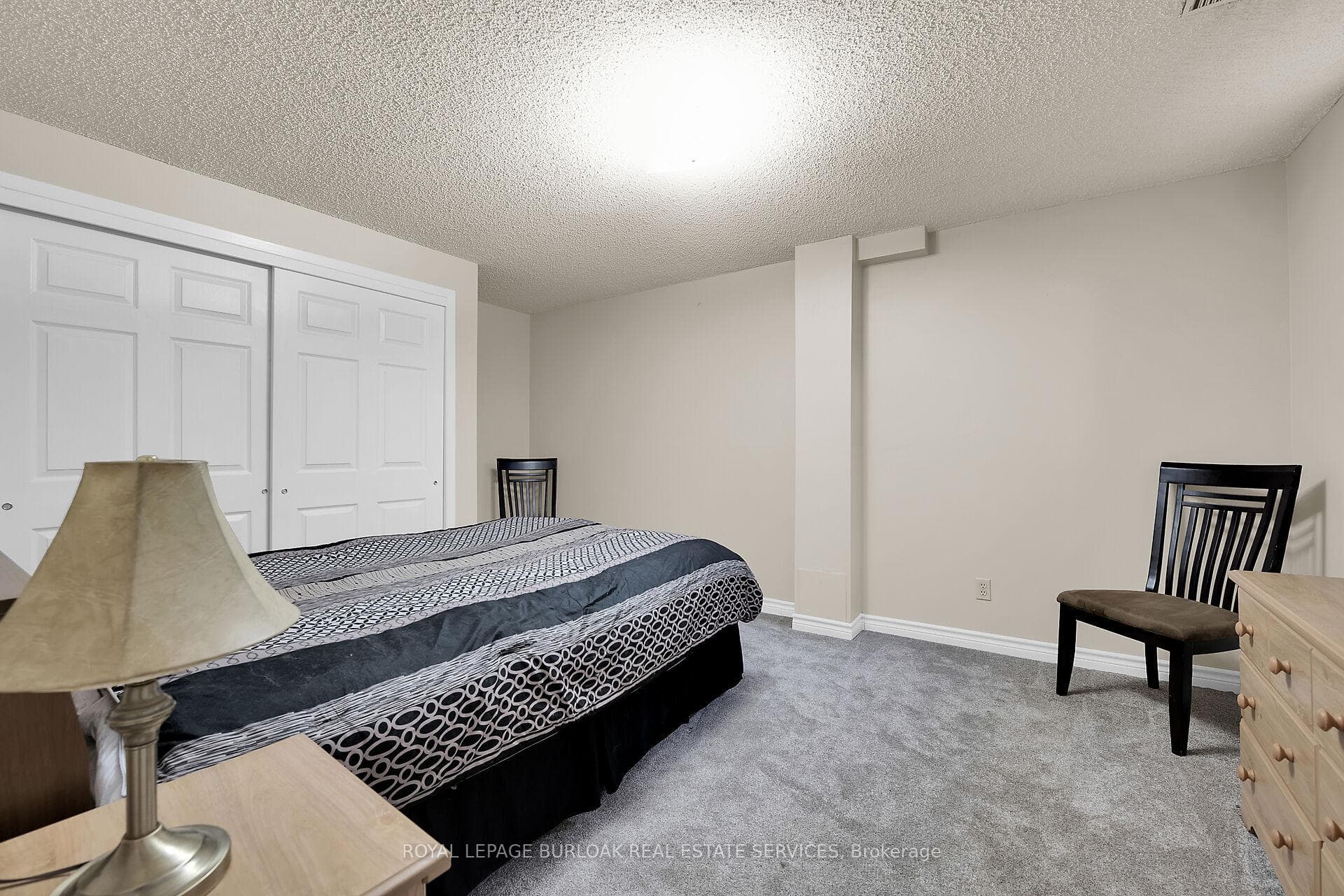 45 Stoney Brook Crescent photo 34