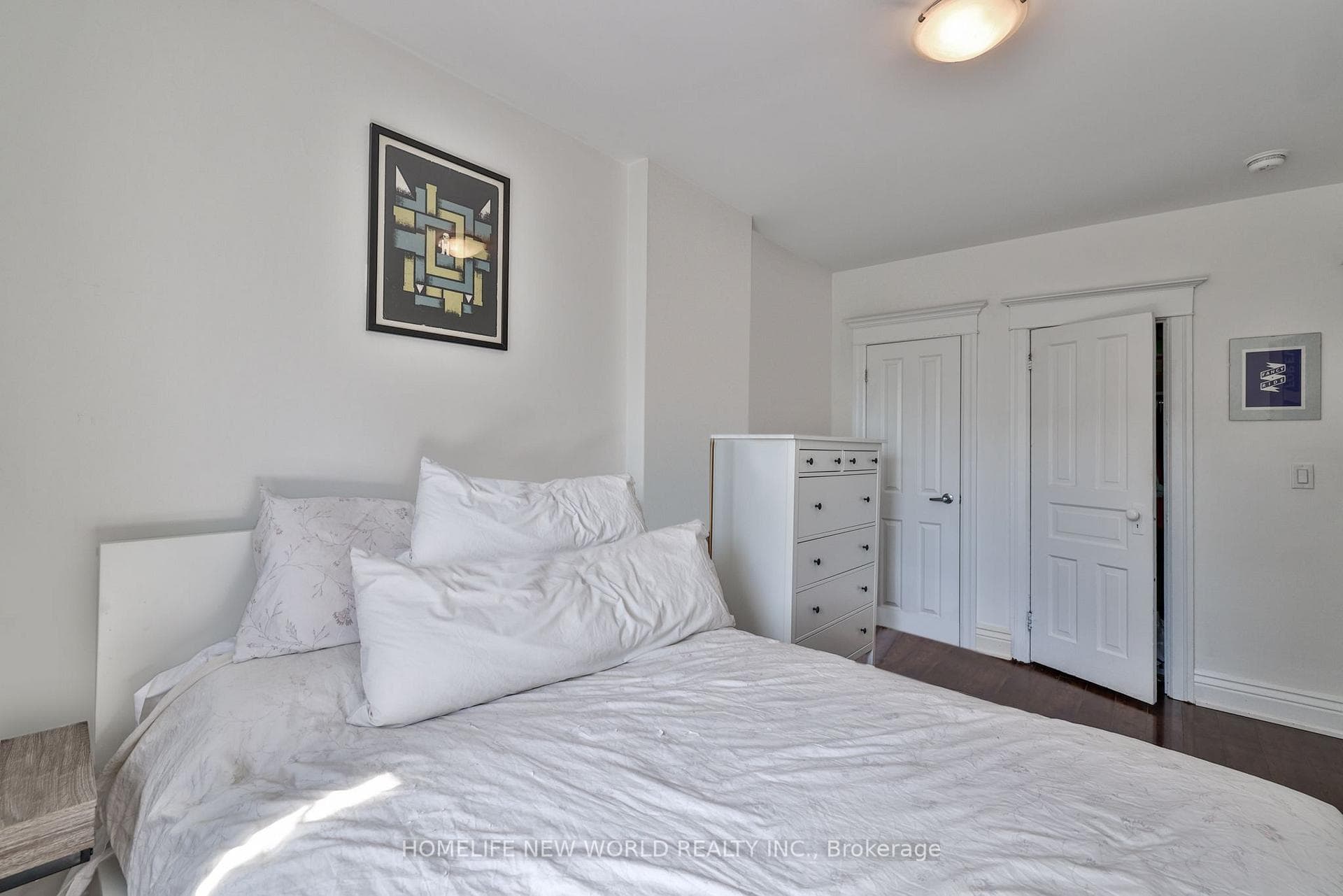 3 Roblocke Avenue Unit Upper photo 6