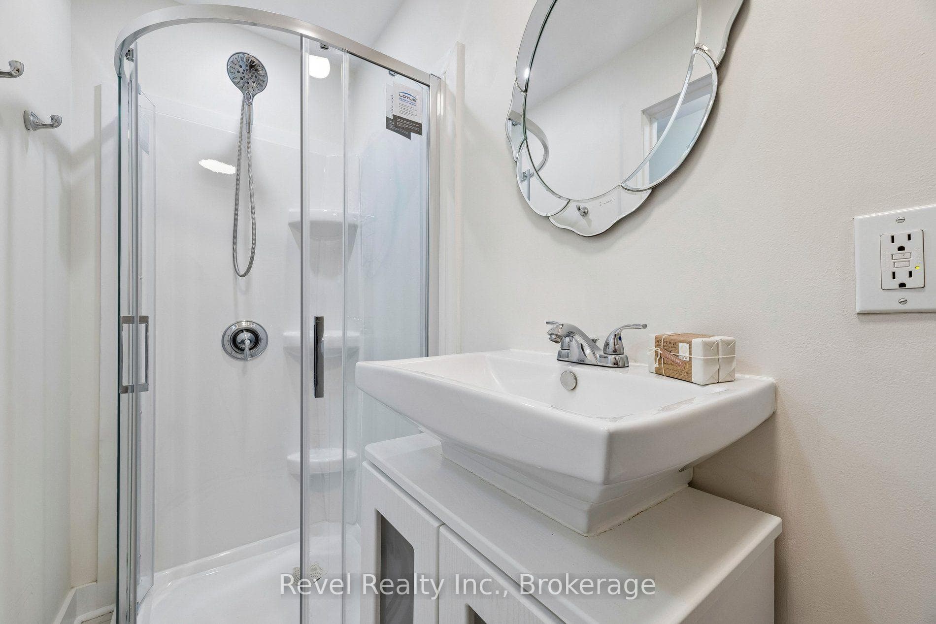 41 Lakeview Boulevard photo 20