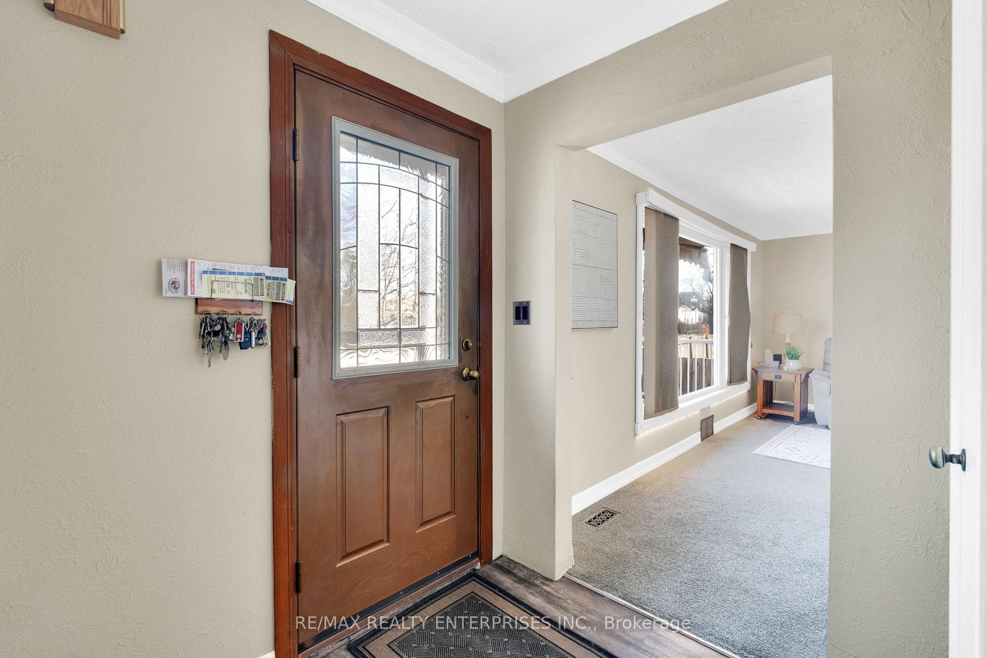 951 Atwater Avenue photo 28