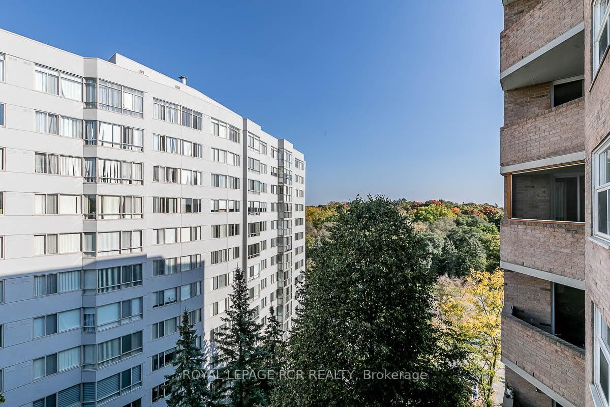 260 Davis Drive Unit 709 photo 27