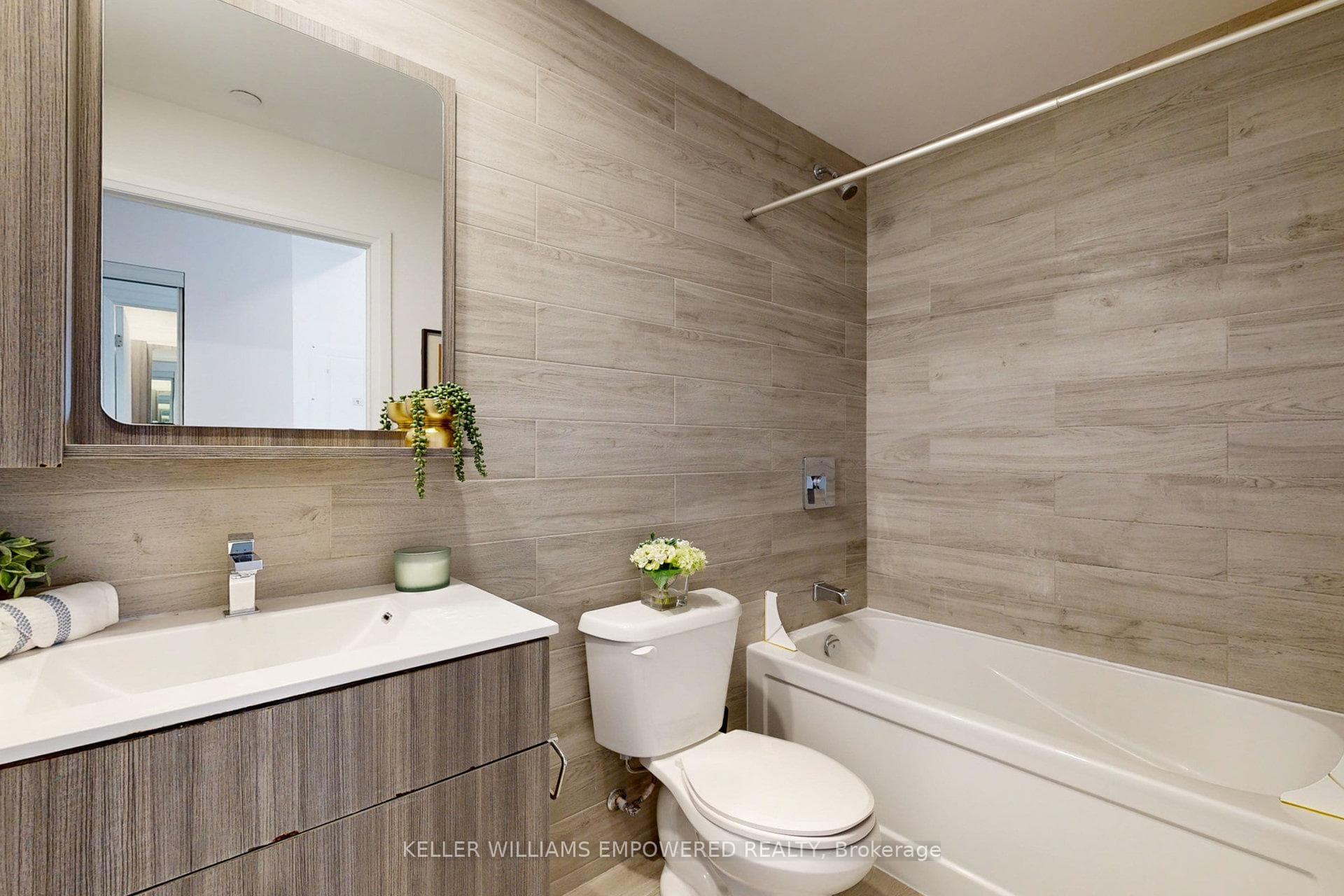 75 Canterbury Place Unit 1011 photo 20