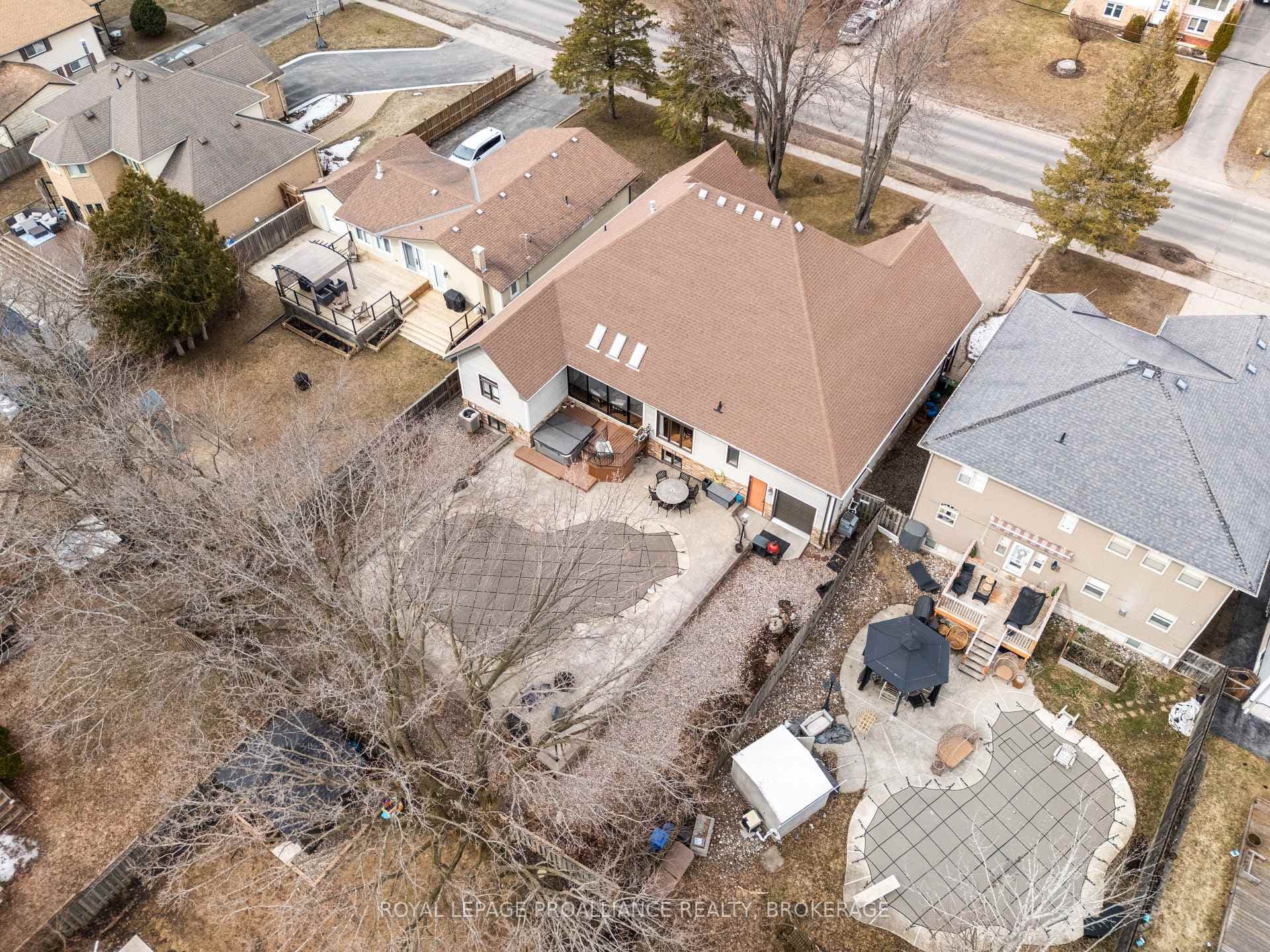 977 Woodbine Road photo 49