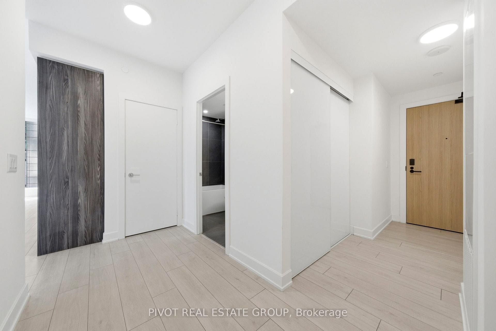 15 Mercer Street Unit 1206 photo 5